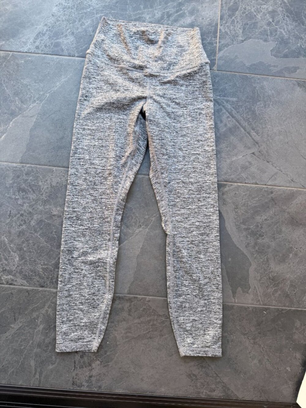 gray leggings SMALL quince heather gray
